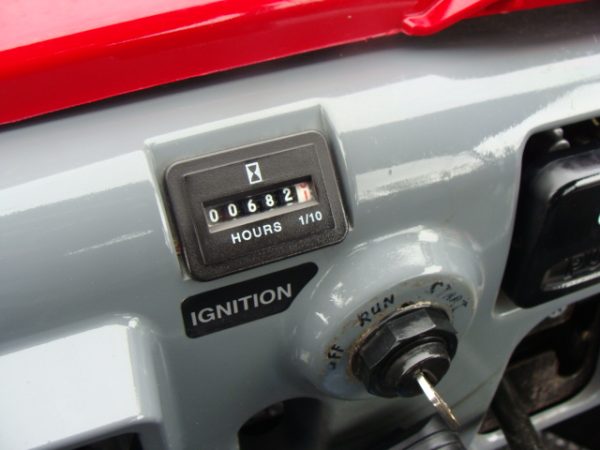 Kawasaki Mule 3010 4X4 side by side Extremely clean (2004) - Image 3
