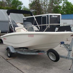 Boston Whaler Sport 130