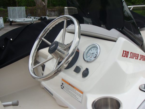 Boston Whaler Sport 130 - Image 4