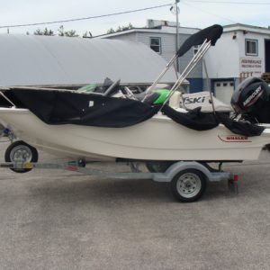 Boston Whaler Sport 130