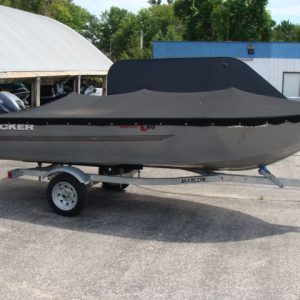 Tracker v14 fishing boat with 9.9 Yamaha and trailer ONE OWNER