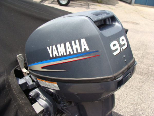 Tracker v14 fishing boat with 9.9 Yamaha and trailer ONE OWNER - Image 2