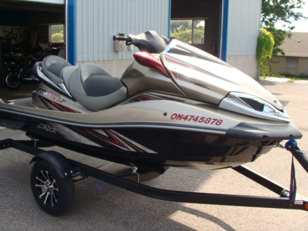 Kawasaki Ultra 300 LX jetski 3 Seater - Image 4