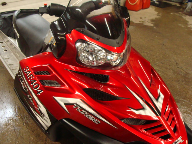 2010 Polaris FST IQ LX four stroke turbo only 1900 miles Asking $ 3949.00