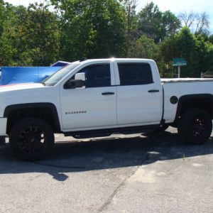 2018 Chevrolet 1500 Silverado LTZ trim 4×4 Loaded Asking $22000.00 Certified Clean car fax
