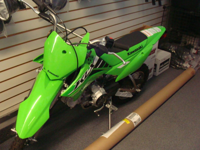 2025 Kawasaki Blow out We need your trades and great Financing NEW KVF 300 only $5349.00 plus Tax and Licence - Image 4