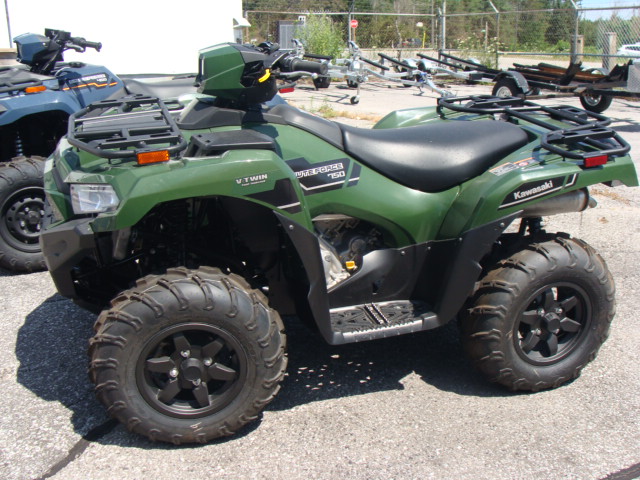 2025 Kawasaki Blow out We need your trades and great Financing NEW KVF 300 only $5349.00 plus Tax and Licence - Image 6