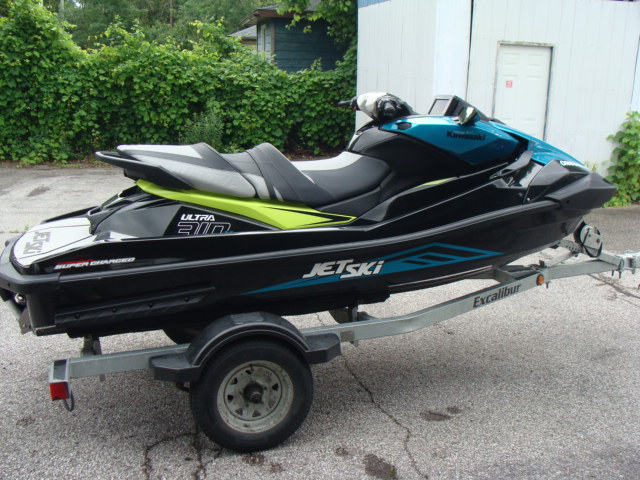 2022 Kawasaki 310 X Jet ski with 125 hrs and factory warranty till july 1 2027 Asking $16495.00 - Image 4