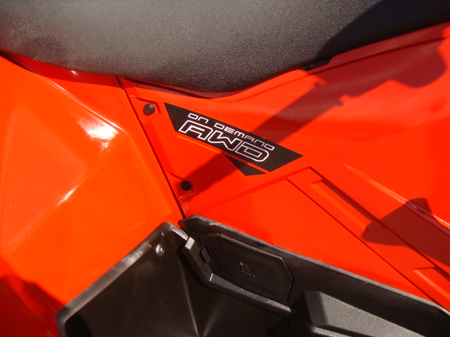 2025 Polaris 570 Sportsman EPS 4X4 only 340 kms Asking $9979.00 Trades Welcome - Image 3